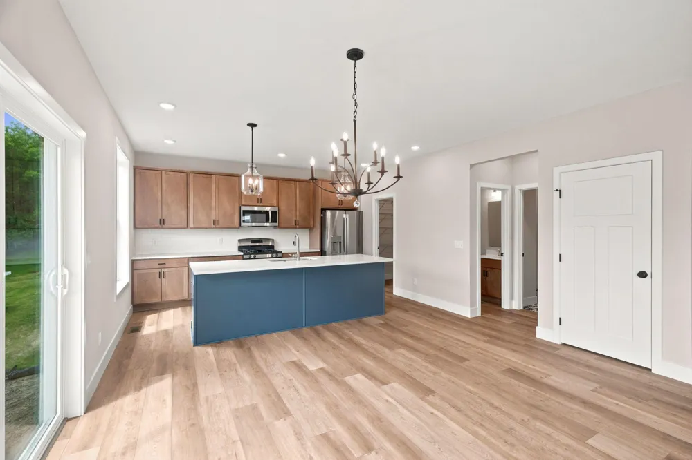 5872 Upper 179th Street W Lakeville, MN 55044