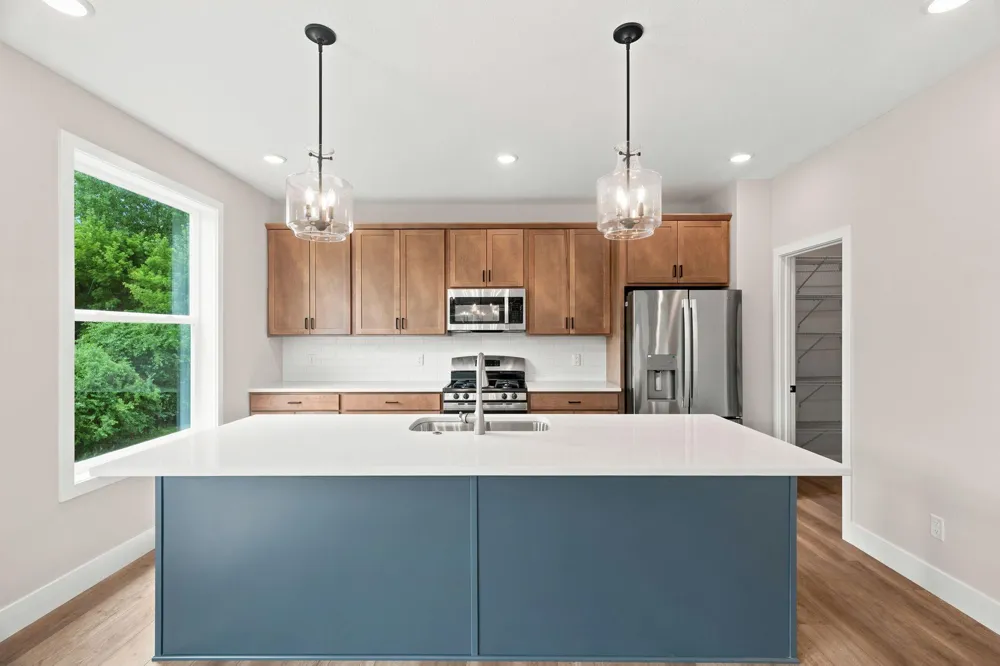 5872 Upper 179th Street W Lakeville, MN 55044