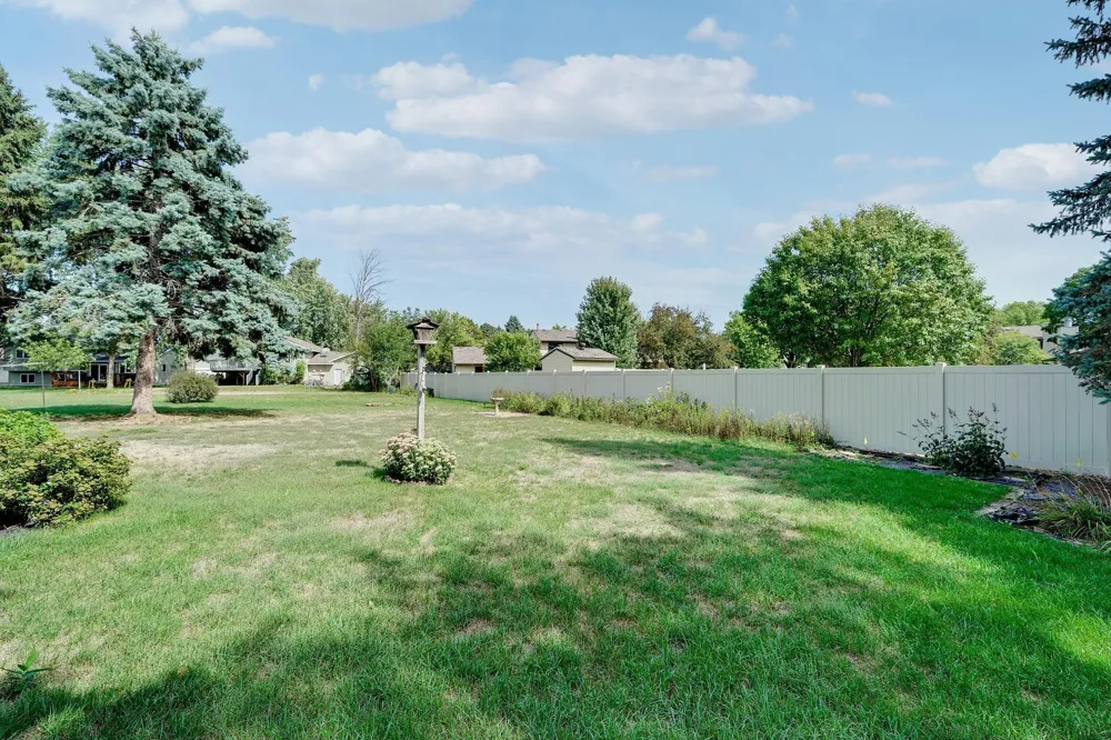 43 Jefferson Court Hastings, MN 55033