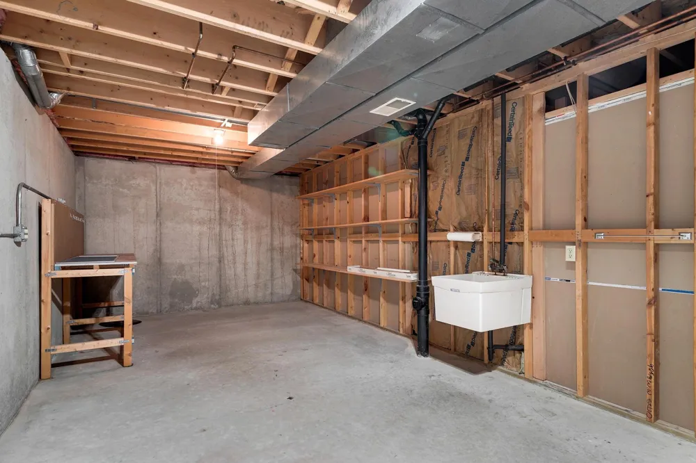 43 Jefferson Court Hastings, MN 55033