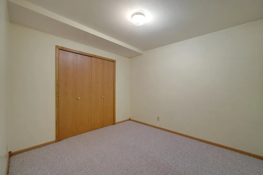 43 Jefferson Court Hastings, MN 55033