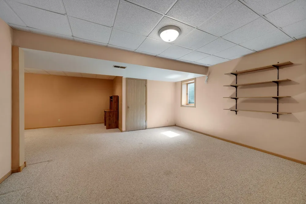 43 Jefferson Court Hastings, MN 55033