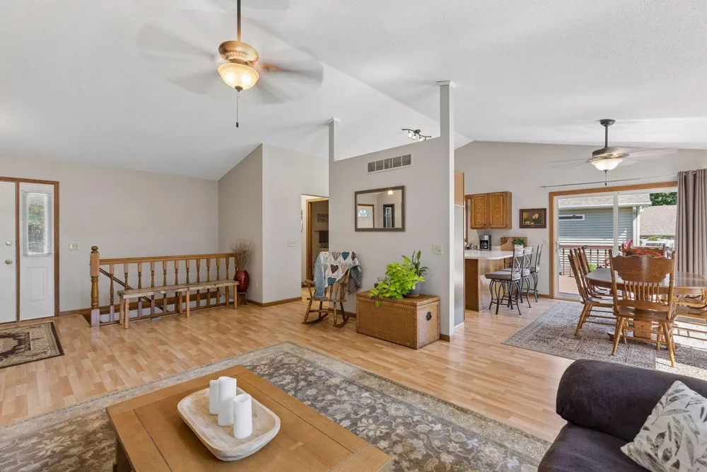 3180 Cuneen Trail Inver Grove Heights, MN 55076