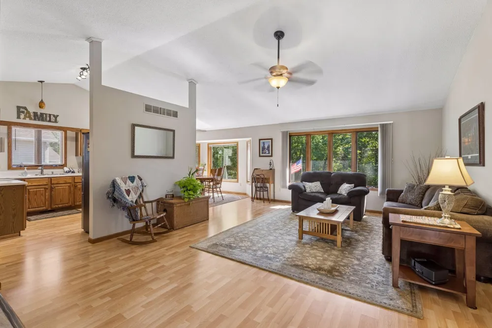 3180 Cuneen Trail Inver Grove Heights, MN 55076