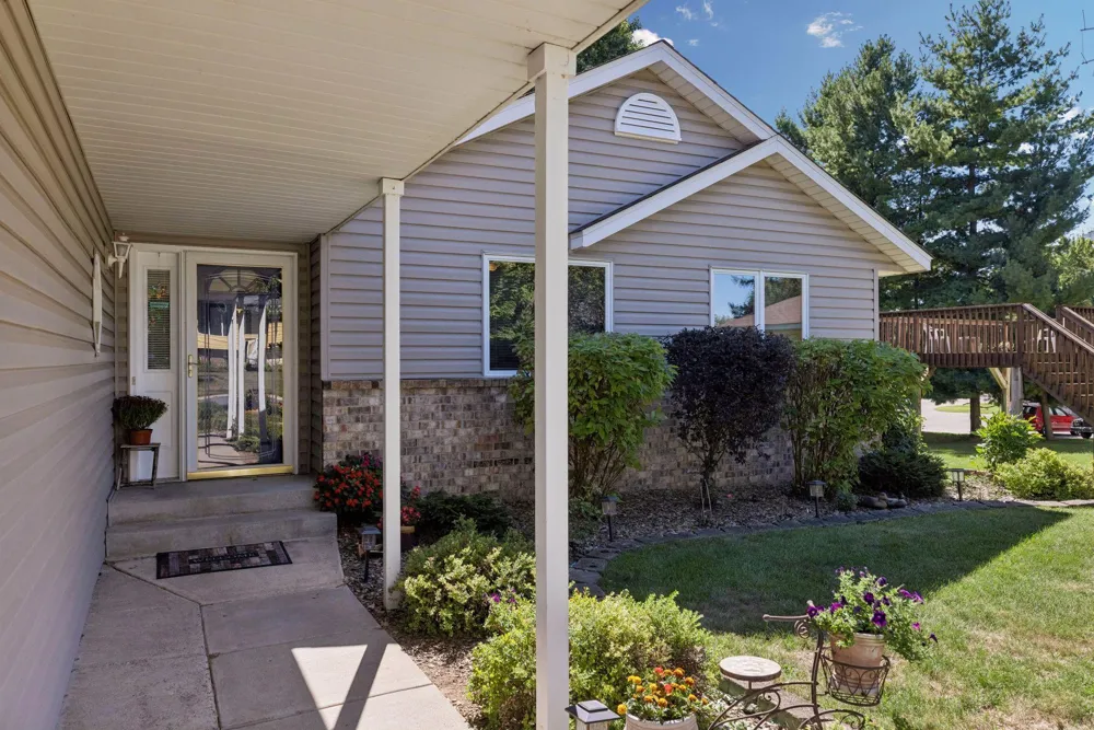 3180 Cuneen Trail Inver Grove Heights, MN 55076