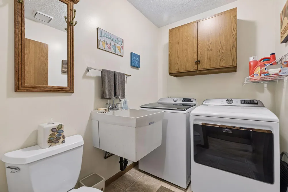 3180 Cuneen Trail Inver Grove Heights, MN 55076