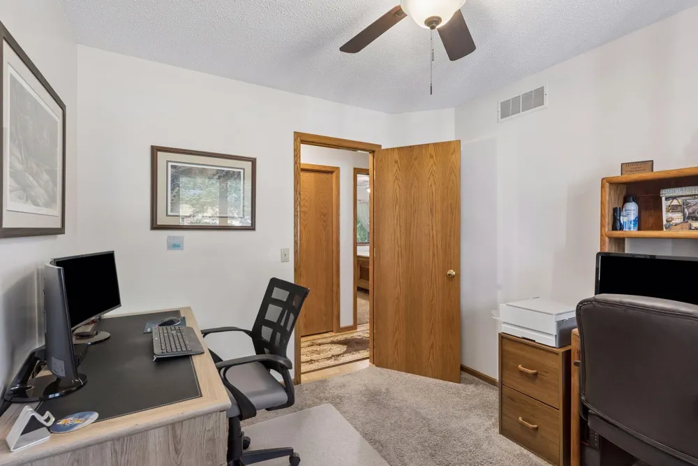 3180 Cuneen Trail Inver Grove Heights, MN 55076