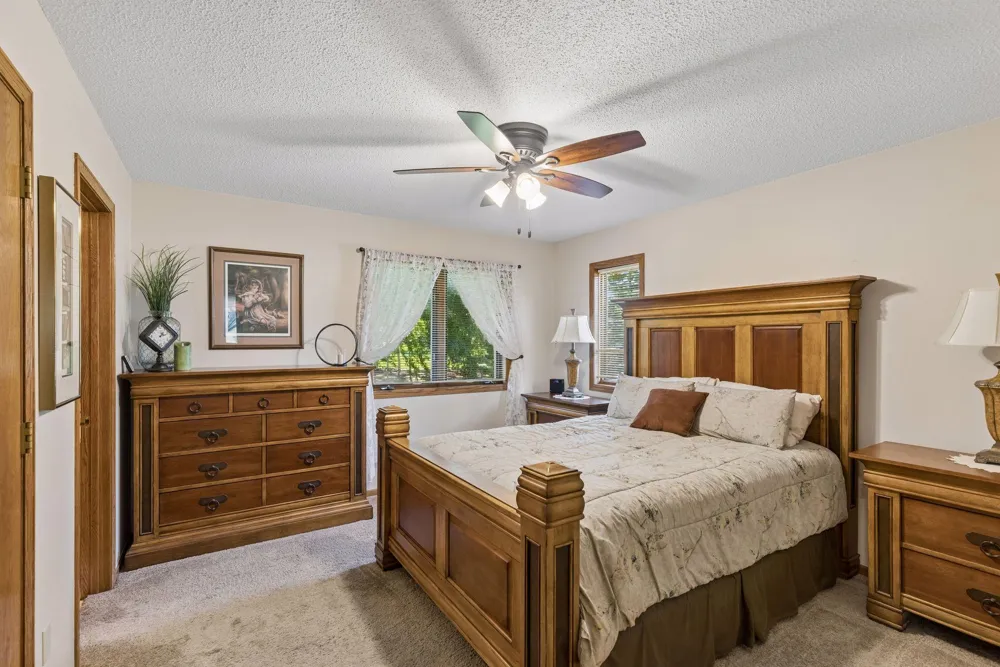 3180 Cuneen Trail Inver Grove Heights, MN 55076