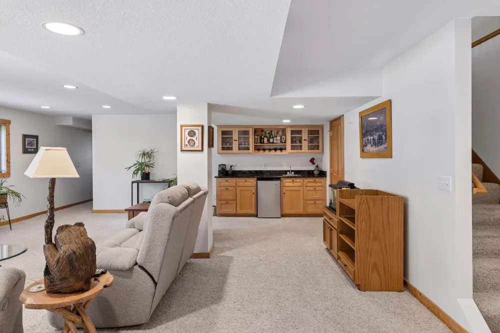 3180 Cuneen Trail Inver Grove Heights, MN 55076