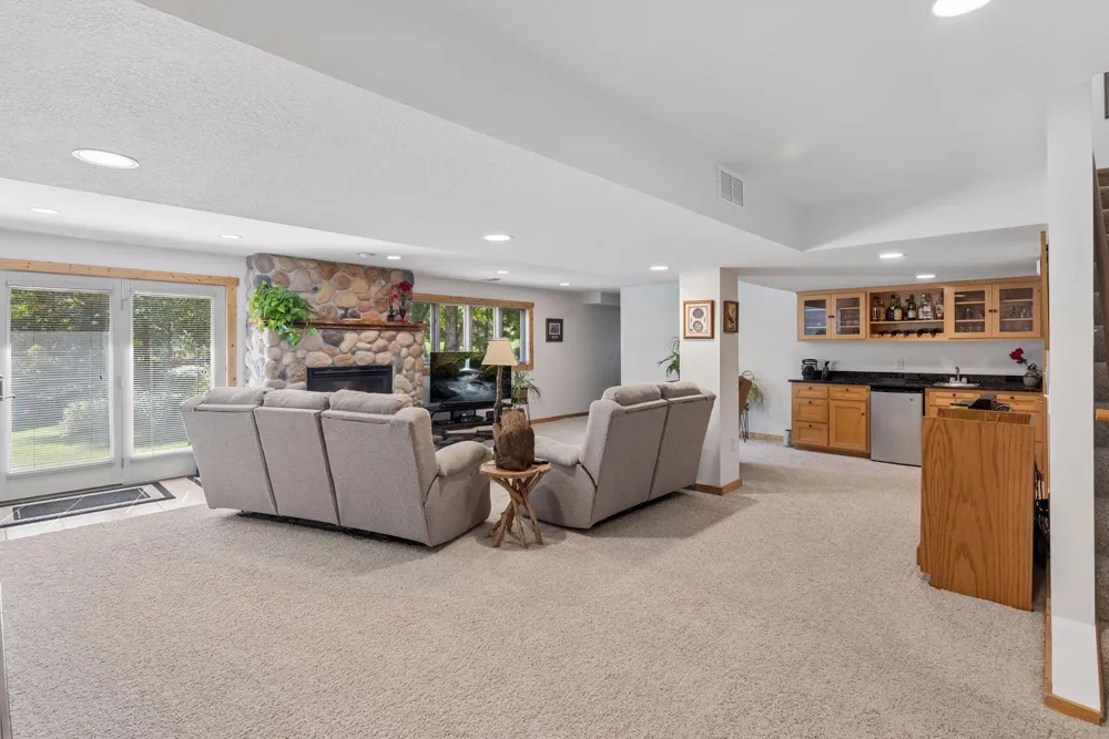 3180 Cuneen Trail Inver Grove Heights, MN 55076