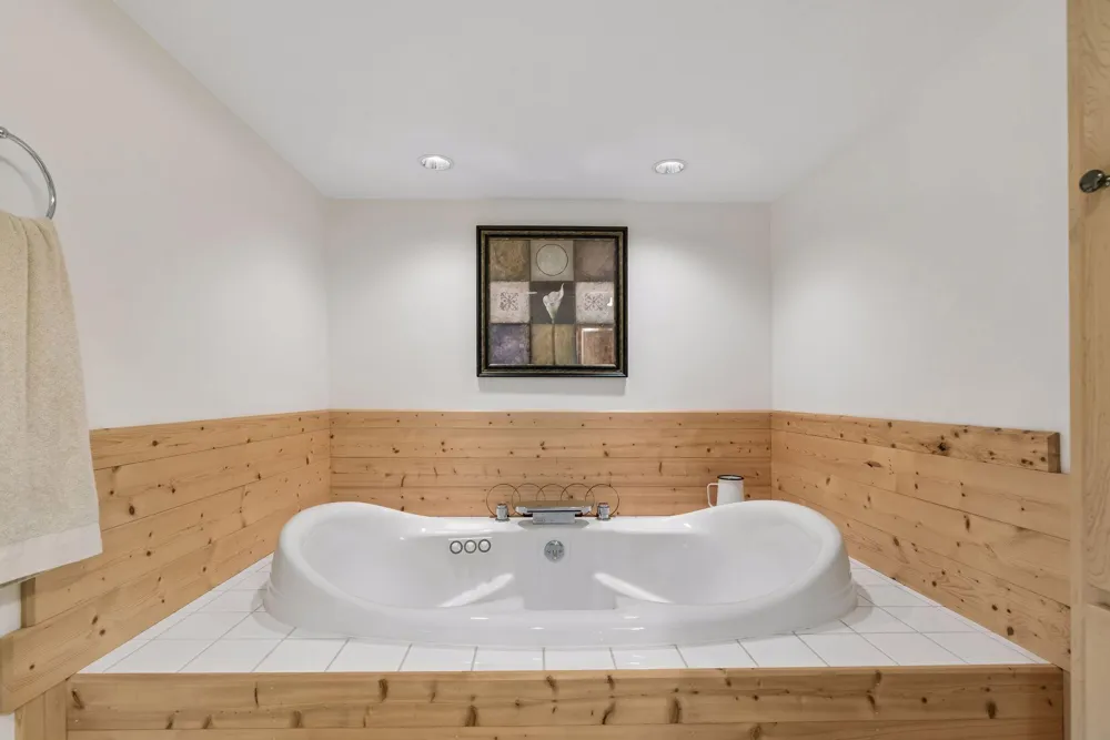 3180 Cuneen Trail Inver Grove Heights, MN 55076
