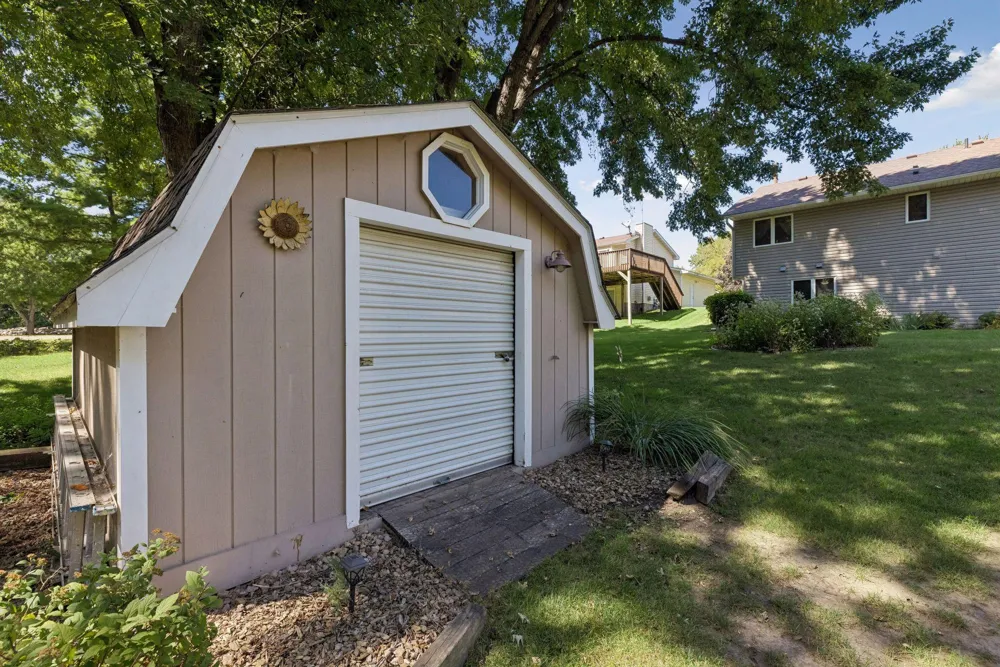 3180 Cuneen Trail Inver Grove Heights, MN 55076