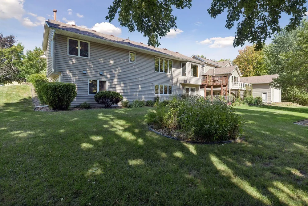 3180 Cuneen Trail Inver Grove Heights, MN 55076