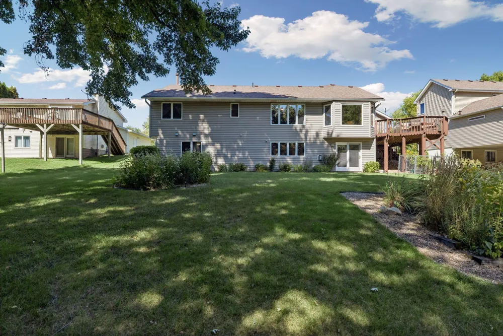 3180 Cuneen Trail Inver Grove Heights, MN 55076