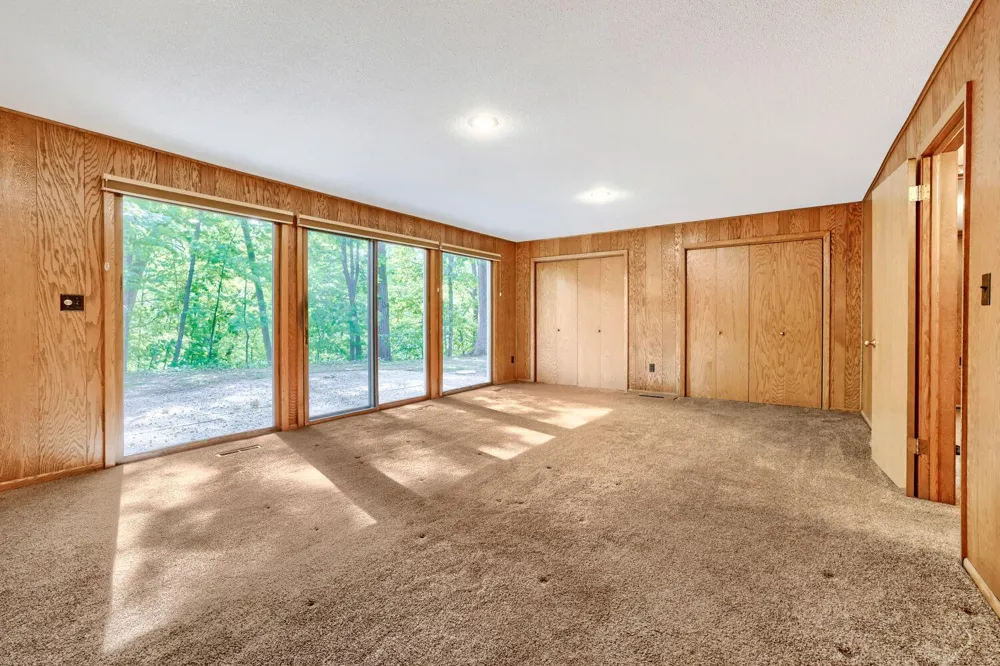 1200 Falls View Court Mendota Heights, MN 55118