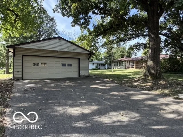 445 Belmar Avenue Indianapolis, IN 46219