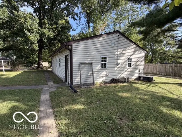 445 Belmar Avenue Indianapolis, IN 46219
