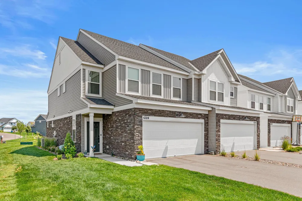 6324 Larkspur Lane Corcoran, MN 55340