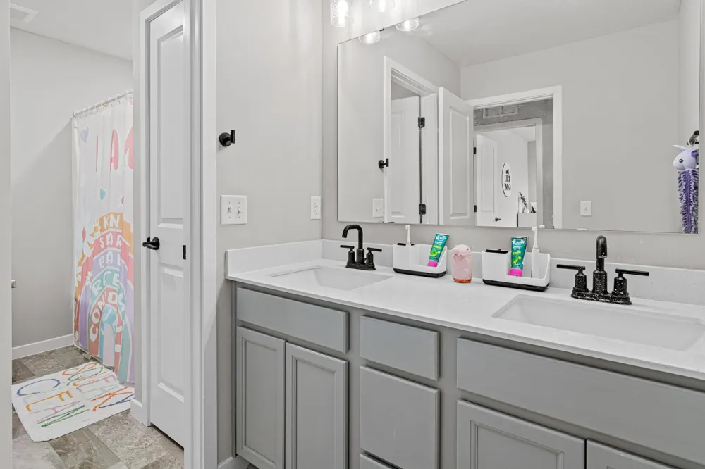 6324 Larkspur Lane Corcoran, MN 55340