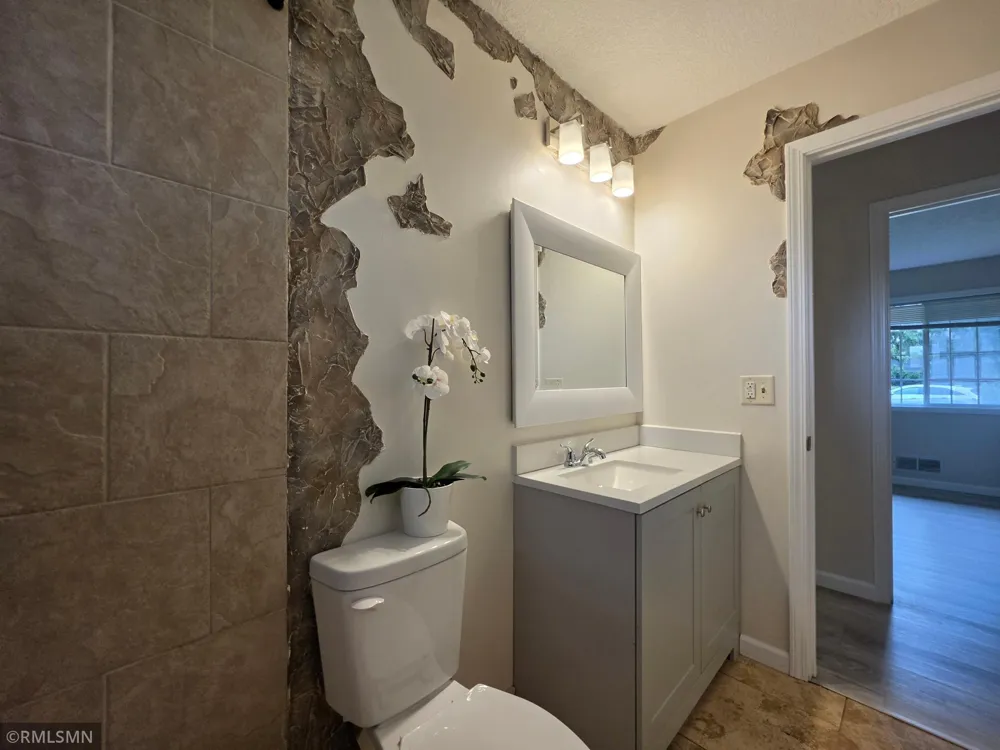 1306 Woodhill Road Burnsville, MN 55337