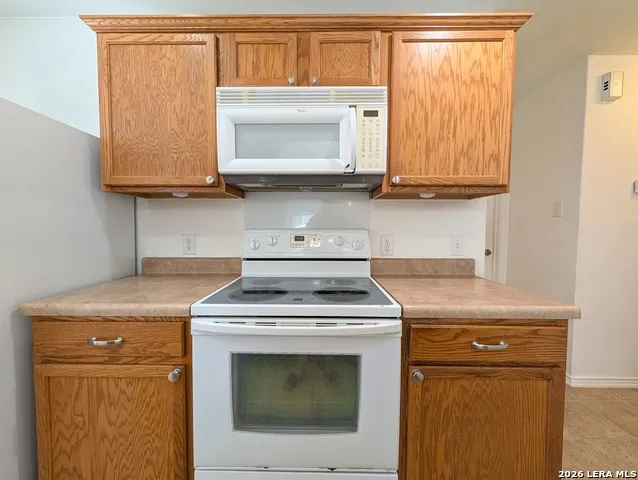 369 STARLING CRK New Braunfels, TX 78130