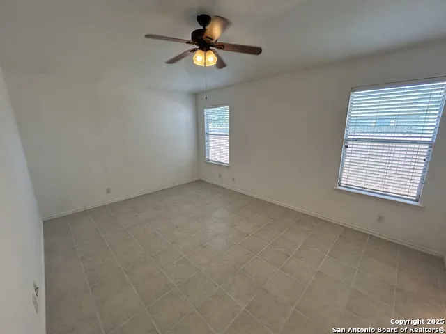 369 STARLING CRK New Braunfels, TX 78130
