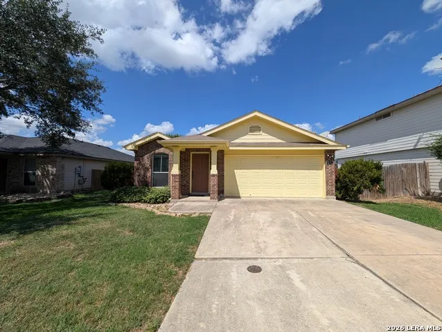 369 STARLING CRK New Braunfels, TX 78130