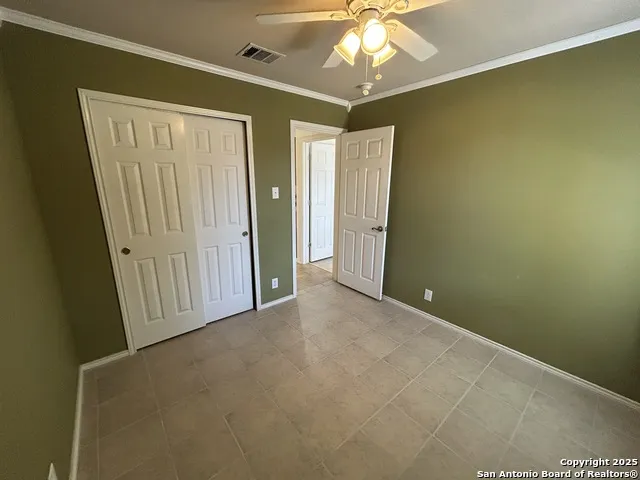 369 STARLING CRK New Braunfels, TX 78130