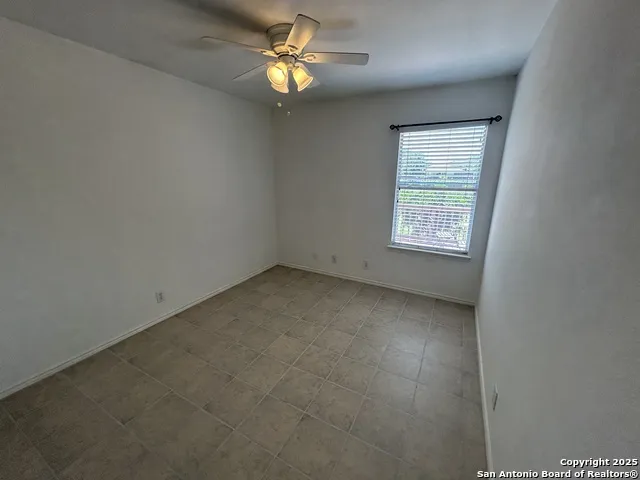 369 STARLING CRK New Braunfels, TX 78130