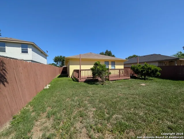 369 STARLING CRK New Braunfels, TX 78130