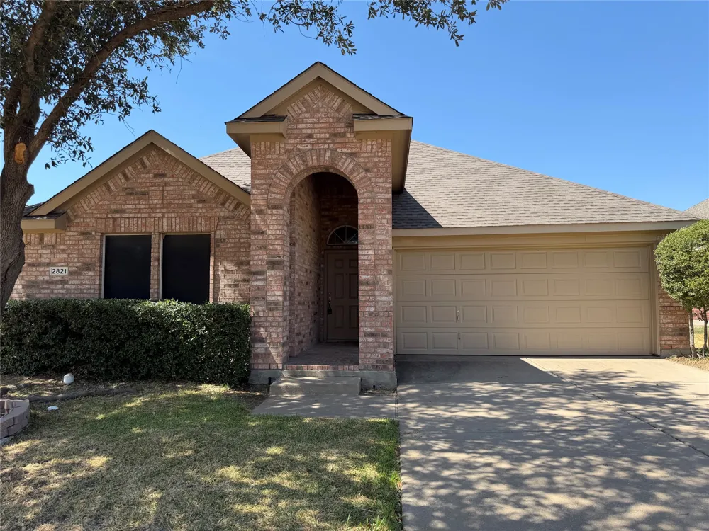 2821 Saddlebred Trail Celina, TX 75009