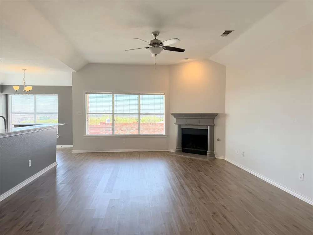 2821 Saddlebred Trail Celina, TX 75009