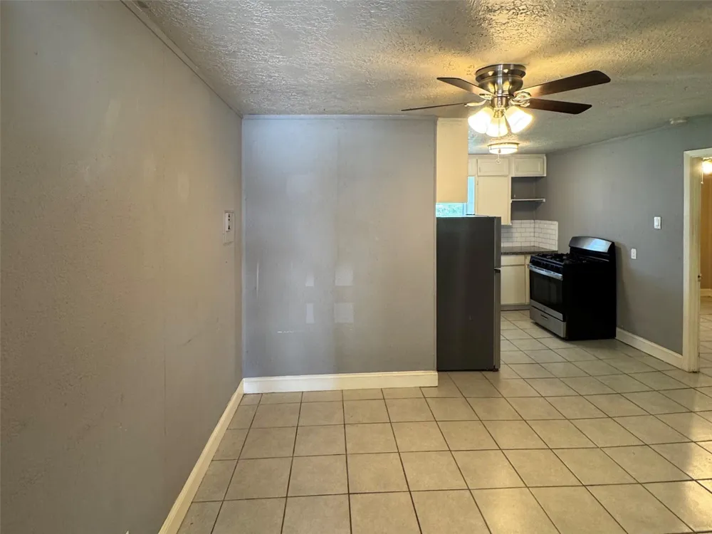 311 Randall Street #4 Pasadena, TX 77506