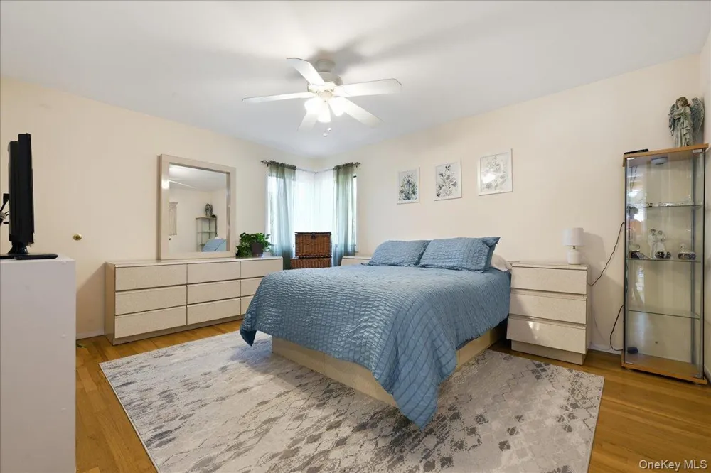 1420 Holiday Park Drive Wantagh, NY 11793