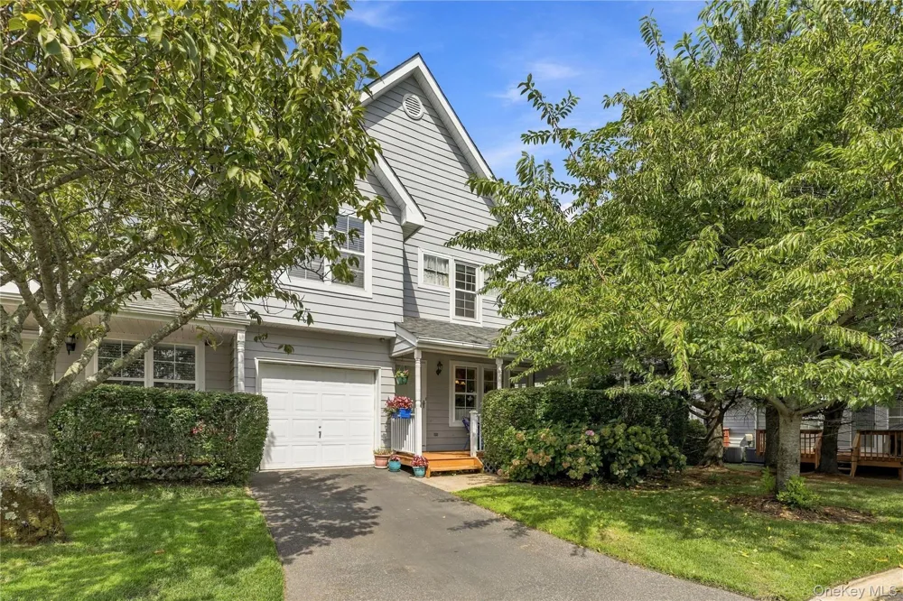 77 Sunburst Terrace Central Islip, NY 11722