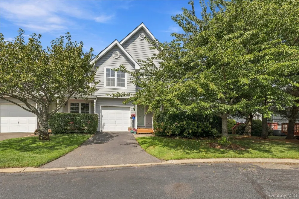 77 Sunburst Terrace Central Islip, NY 11722