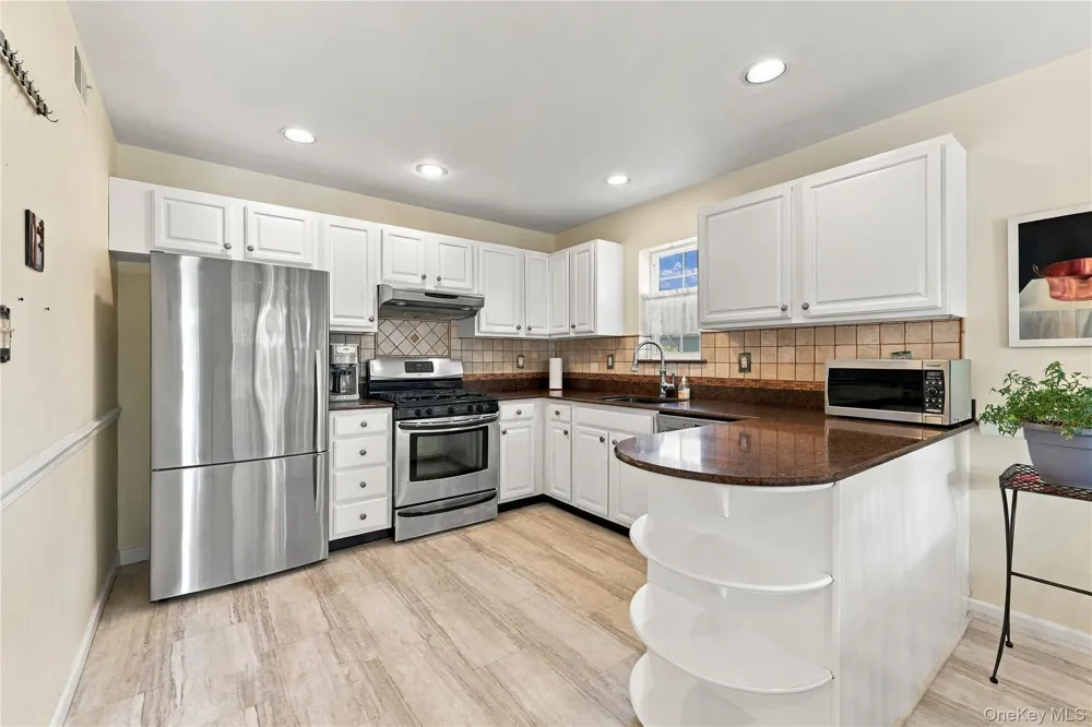 77 Sunburst Terrace Central Islip, NY 11722