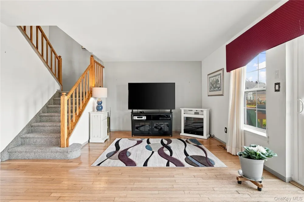 77 Sunburst Terrace Central Islip, NY 11722