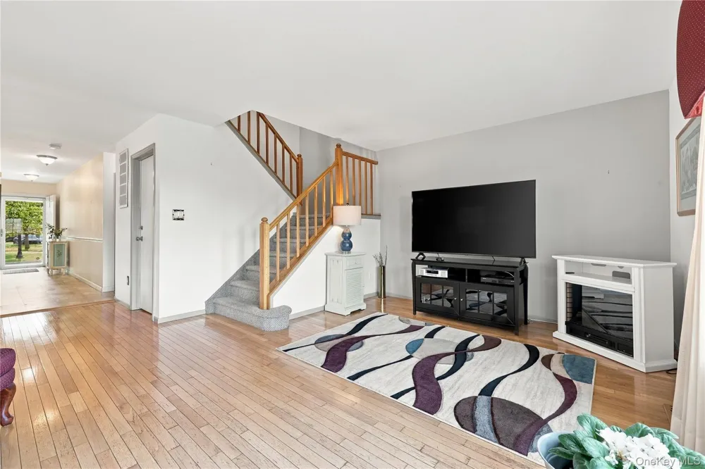 77 Sunburst Terrace Central Islip, NY 11722