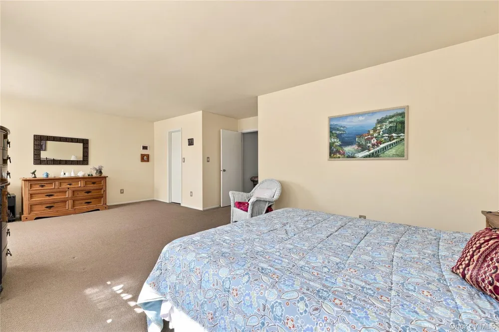 77 Sunburst Terrace Central Islip, NY 11722