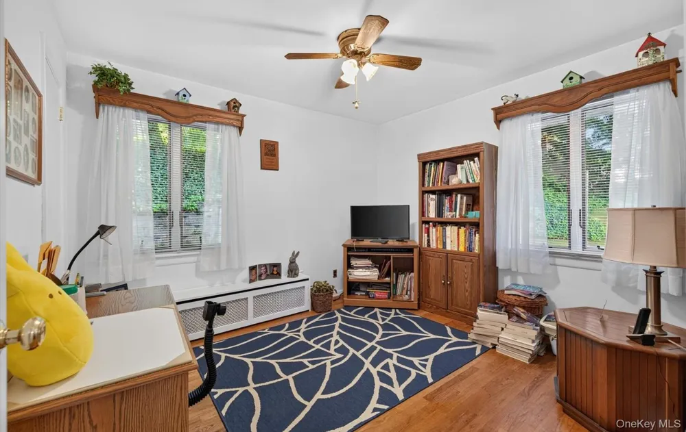 31 Francis Terrace Glen Cove, NY 11542