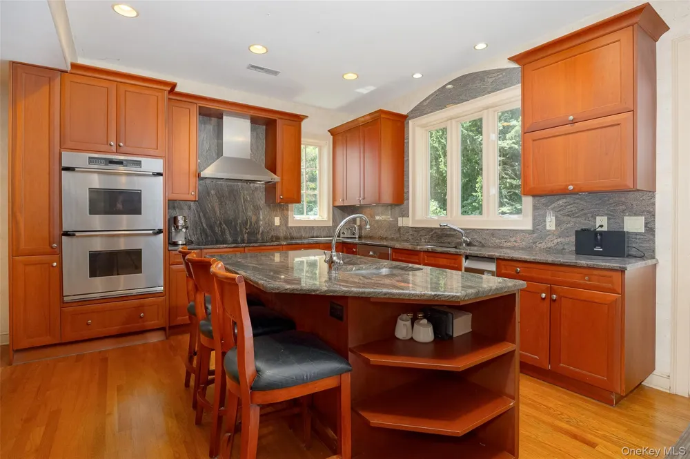 18 Innsbruck Boulevard Hopewell Junction, NY 12533