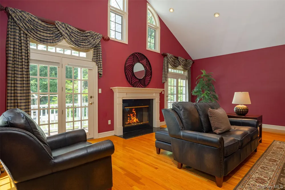 18 Innsbruck Boulevard Hopewell Junction, NY 12533