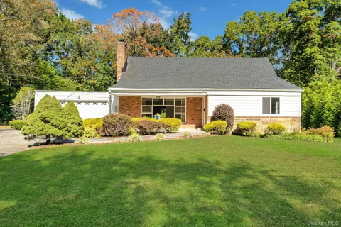 13 Colonial Road