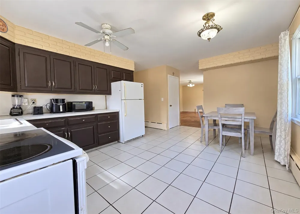 80 Carroll Avenue Ronkonkoma, NY 11779