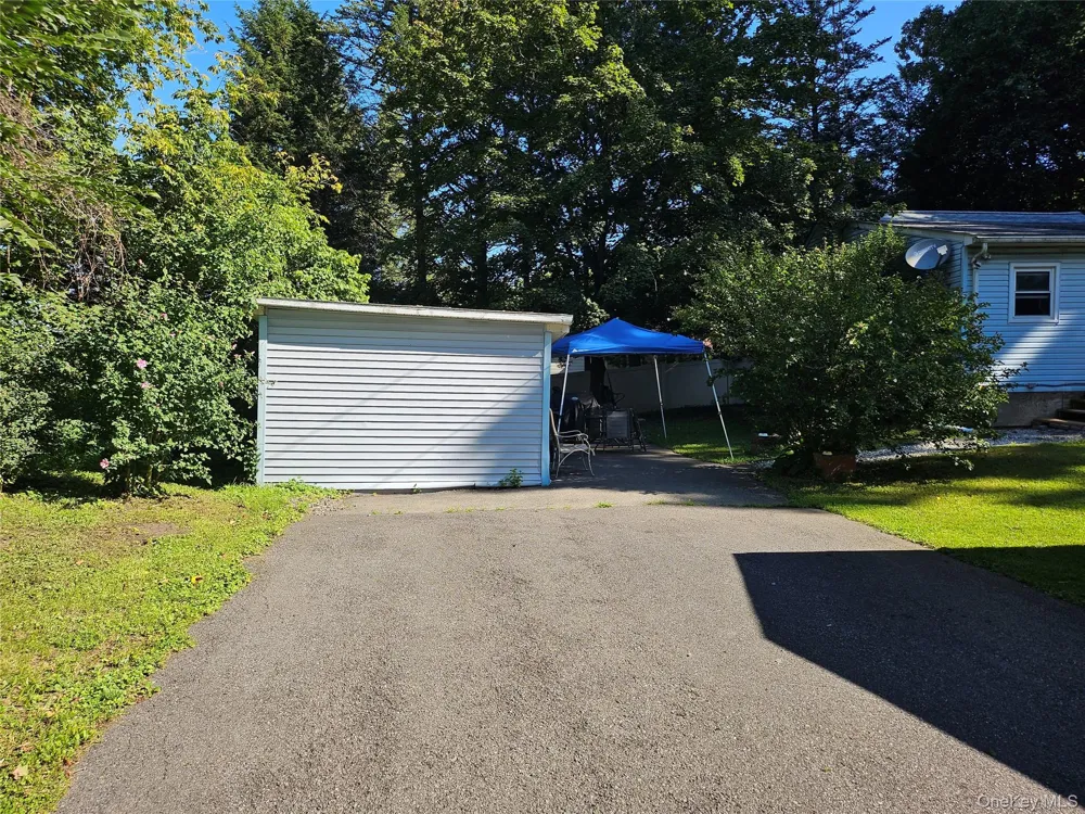 60 Carle Terrace Lake Katrine, NY 12449
