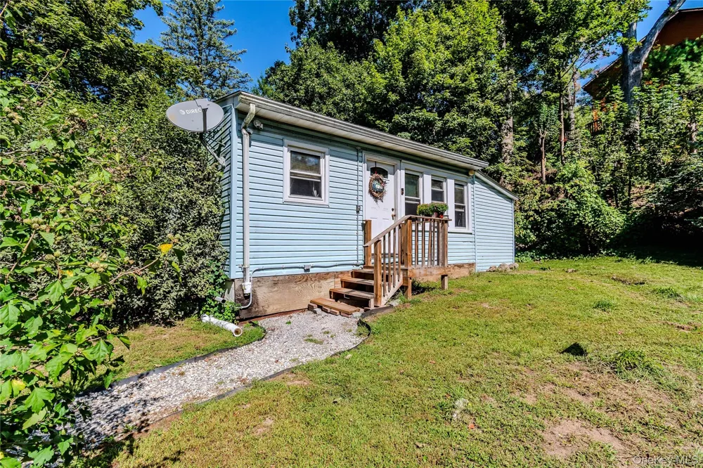60 Carle Terrace Lake Katrine, NY 12449