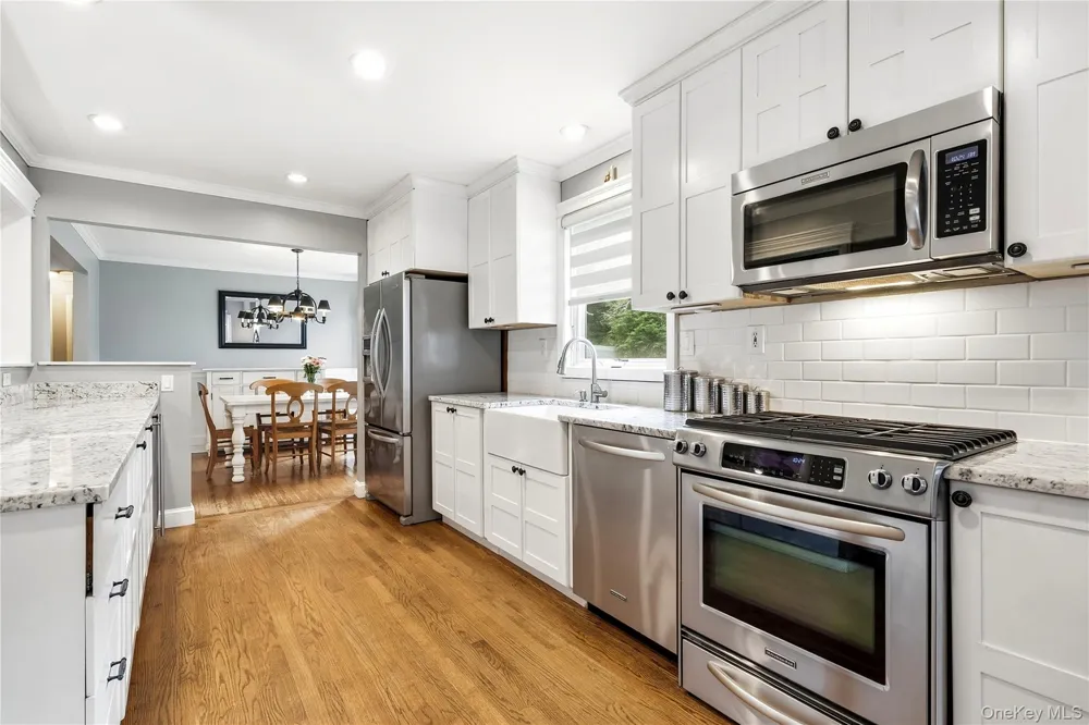 2 Baltic Place Amity Harbor, NY 11701