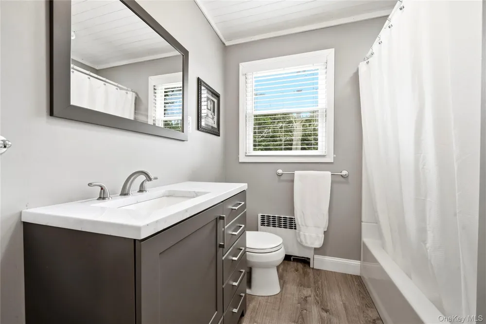 2 Baltic Place Amity Harbor, NY 11701