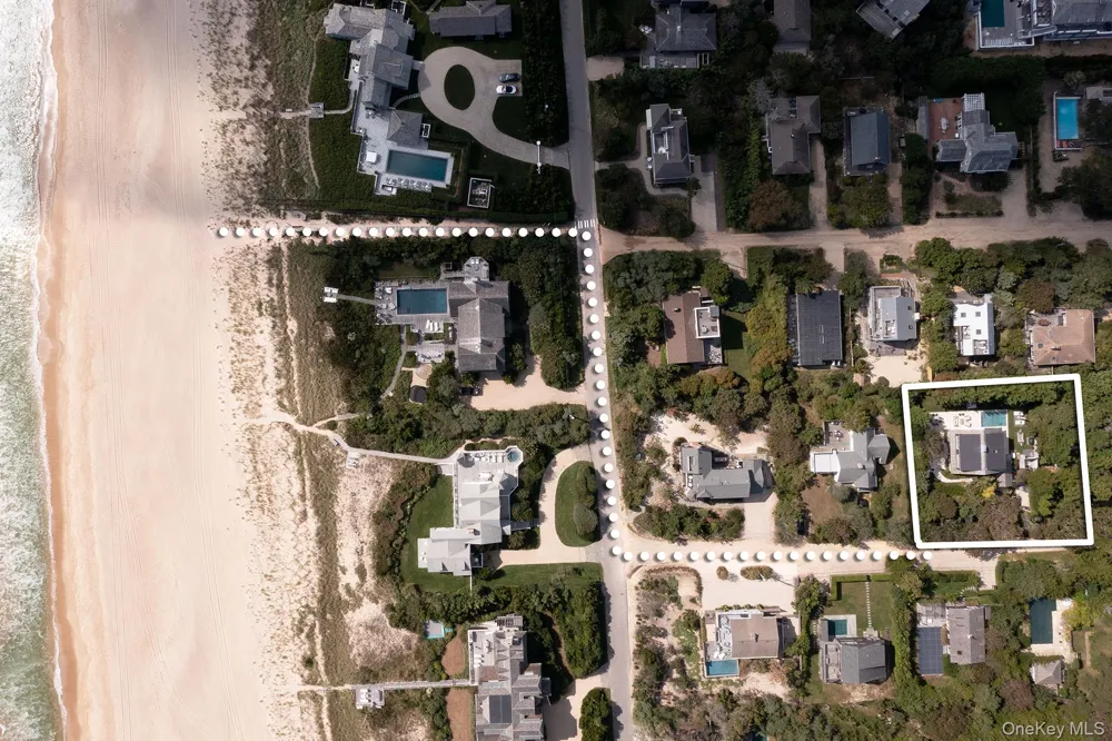 74 Hampton Lane Amagansett, NY 11930